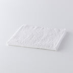 Marshmallow Puff Gauze bath towel in White