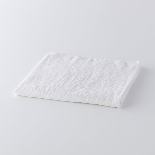 Marshmallow Puff Gauze bath towel in White