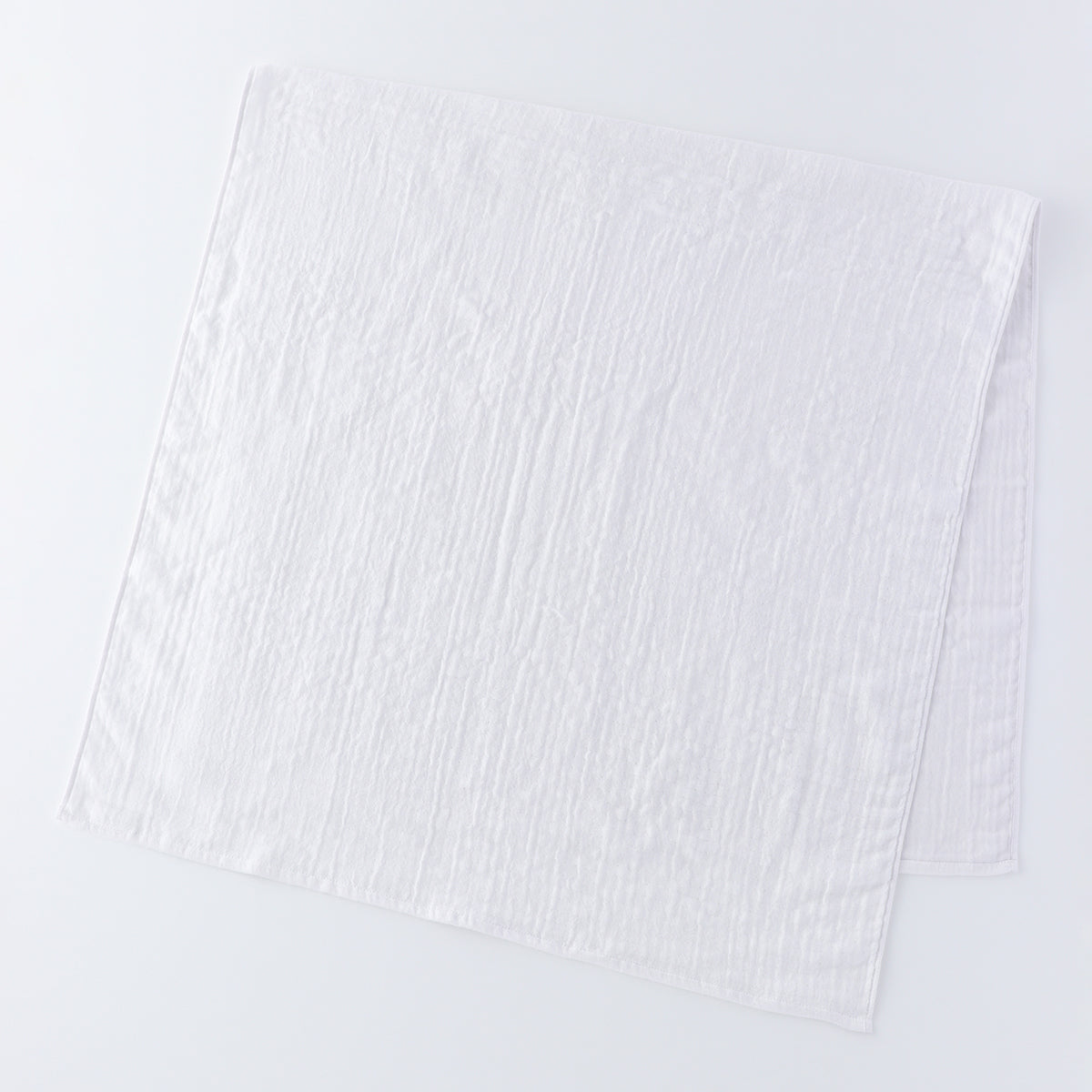 Marshmallow Puff Gauze bath towel in White
