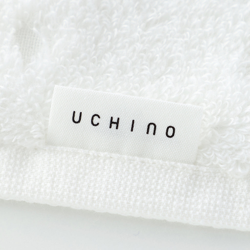 Fuwafuwa Gauze Dot bath towel in White