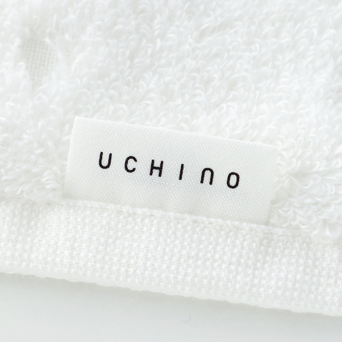 Fuwafuwa Gauze Dot bath towel in White