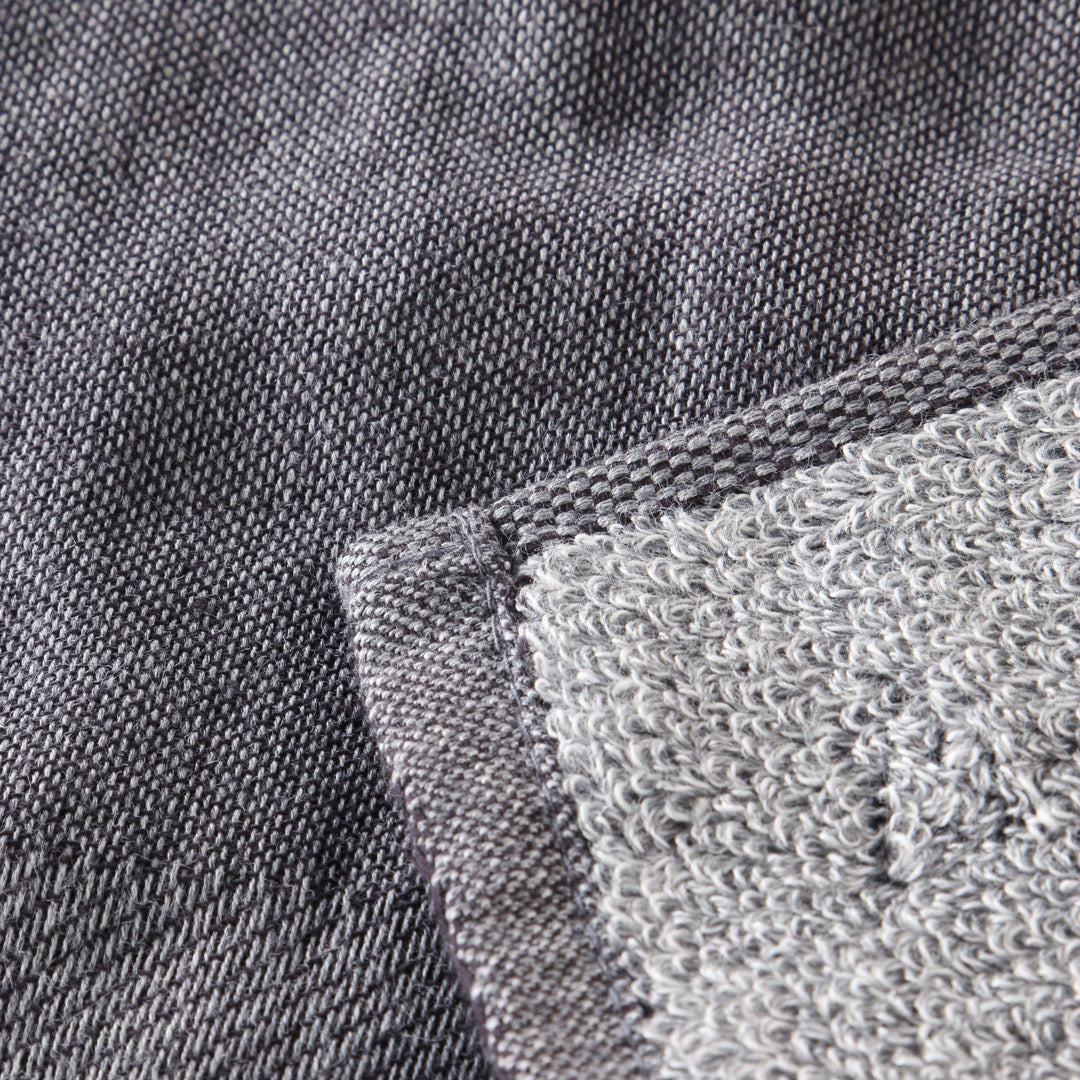 Shijima binchotan bath towel in Dark Grey