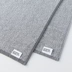 Shijima binchotan bath towel in Grey