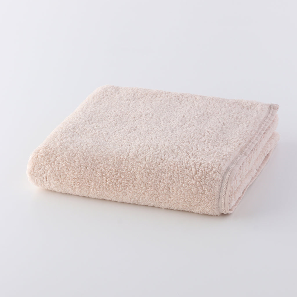 Super Marshmallow bath towel in Beige