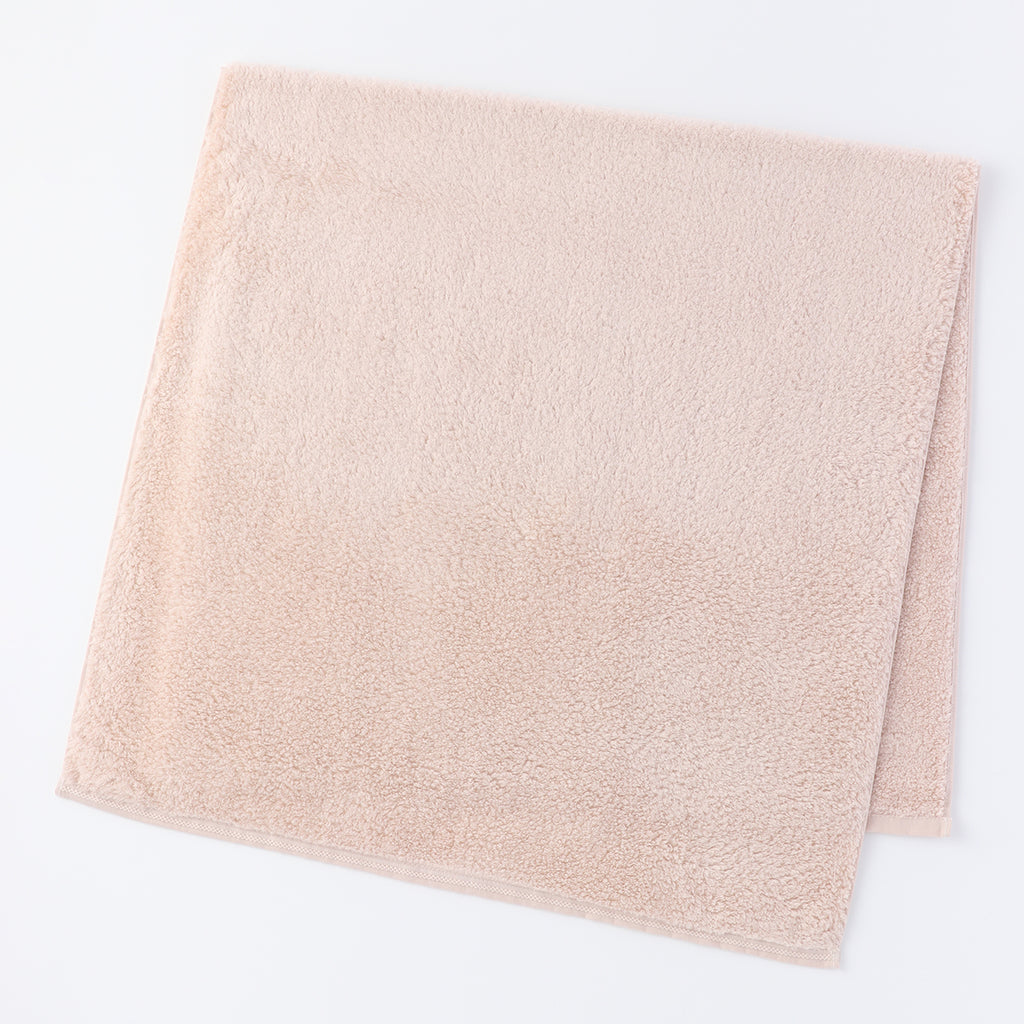 Super Marshmallow bath towel in Beige