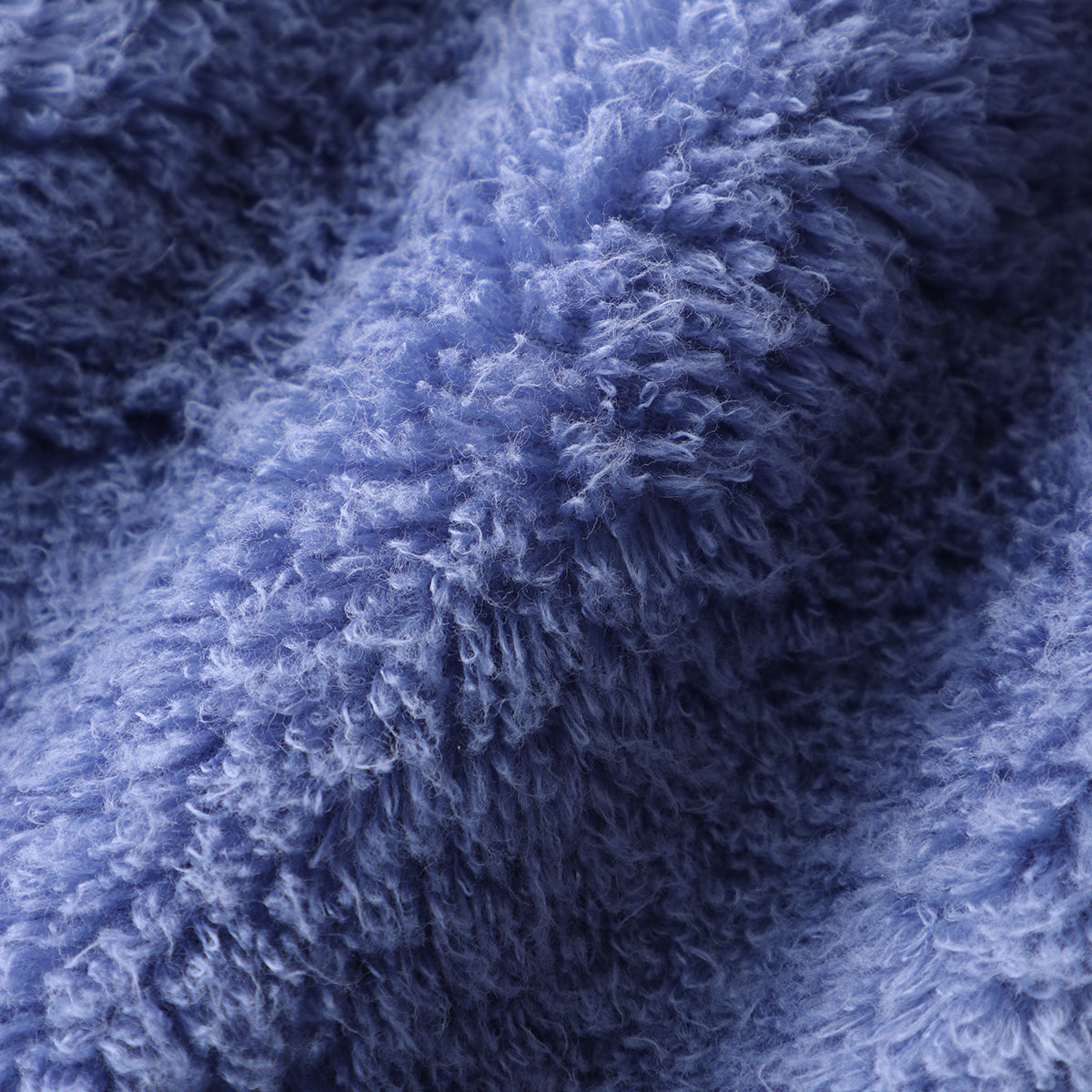 Super Marshmallow bath towel in Blue