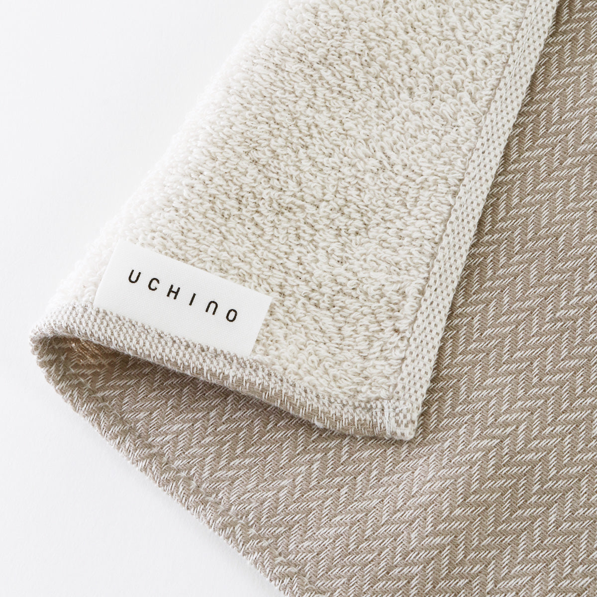 Coffee-dyed Organic Gauze bath towel in Brown