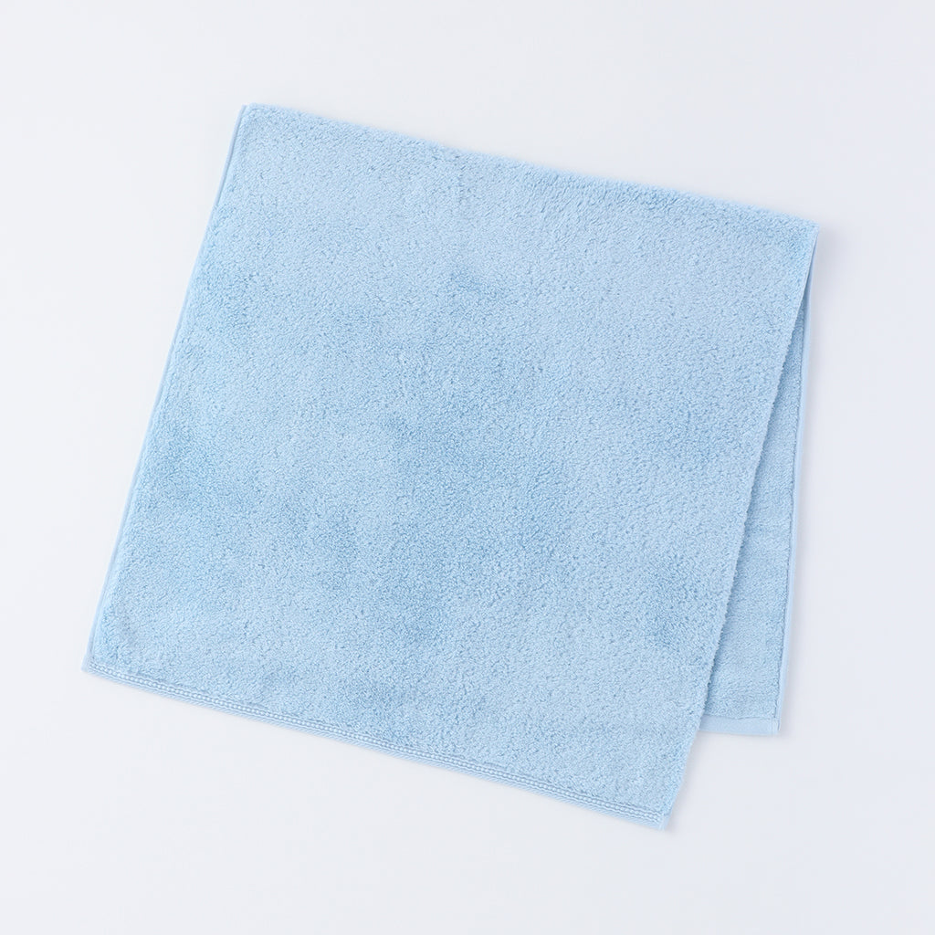 Shiawase Towel small bath towel in Sky