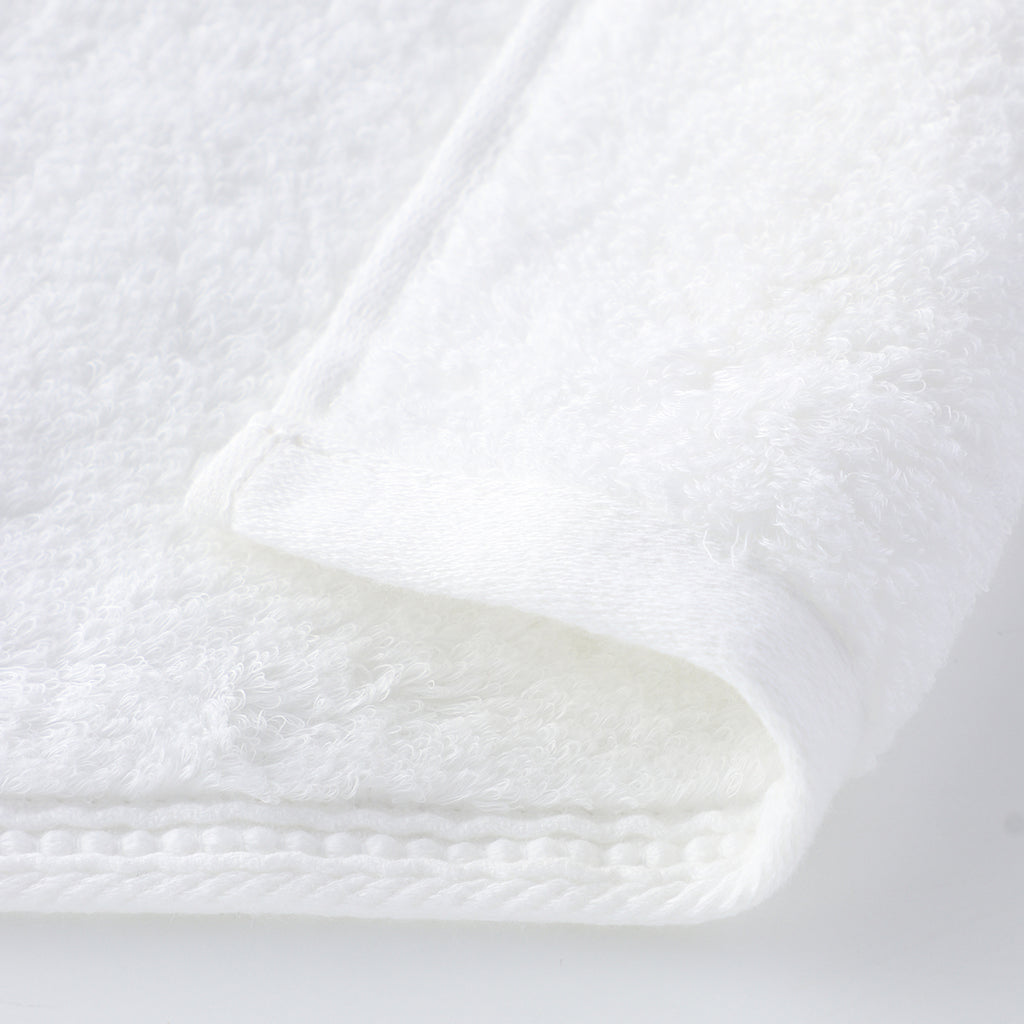 Shiawase Towel small bath towel in Pearl