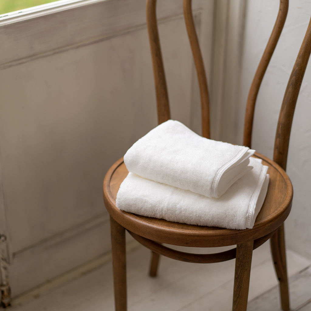 Shiawase Towel small bath towel in Pearl