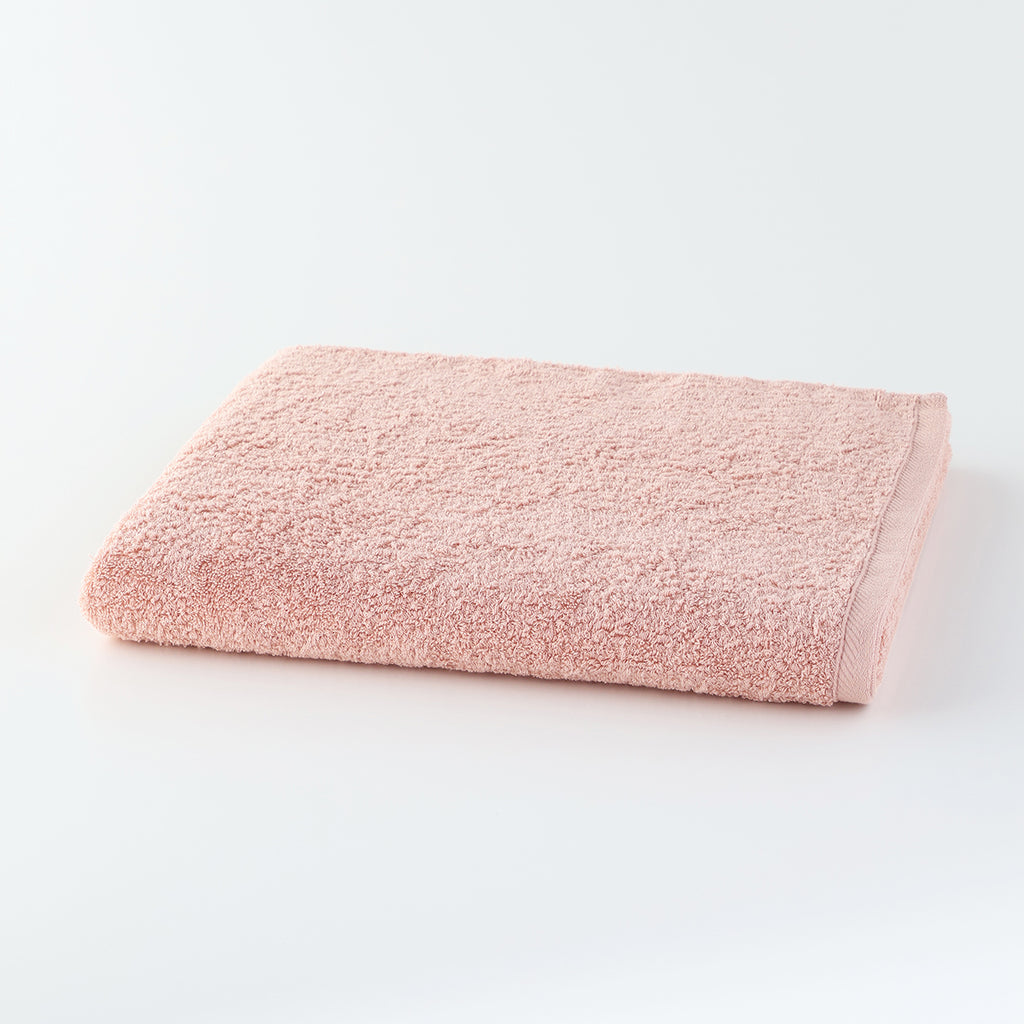 Plant-dyed Organic Pile bath towel in Pink