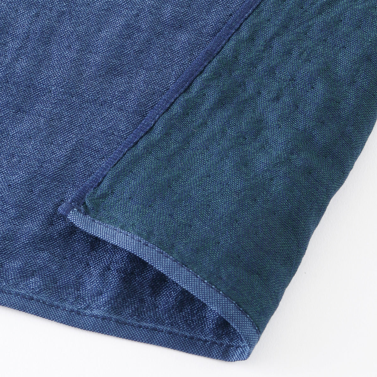 Marshmallow Gauze muffler in Dark Blue