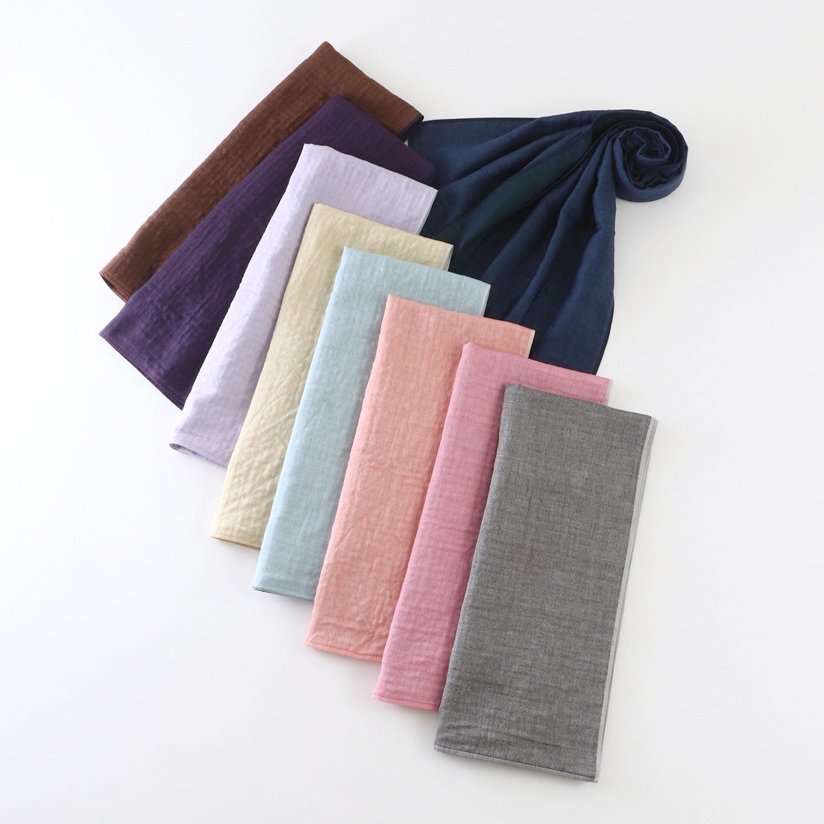 Marshmallow Gauze muffler in Dark Blue