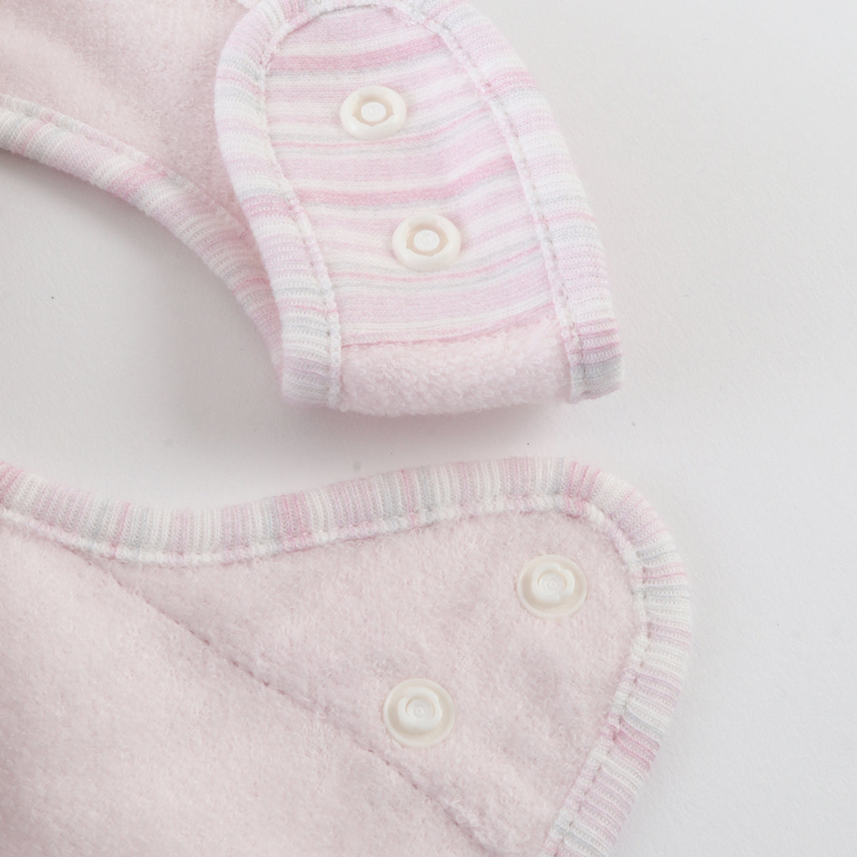 Airy Touch fluffy baby bib in Pink
