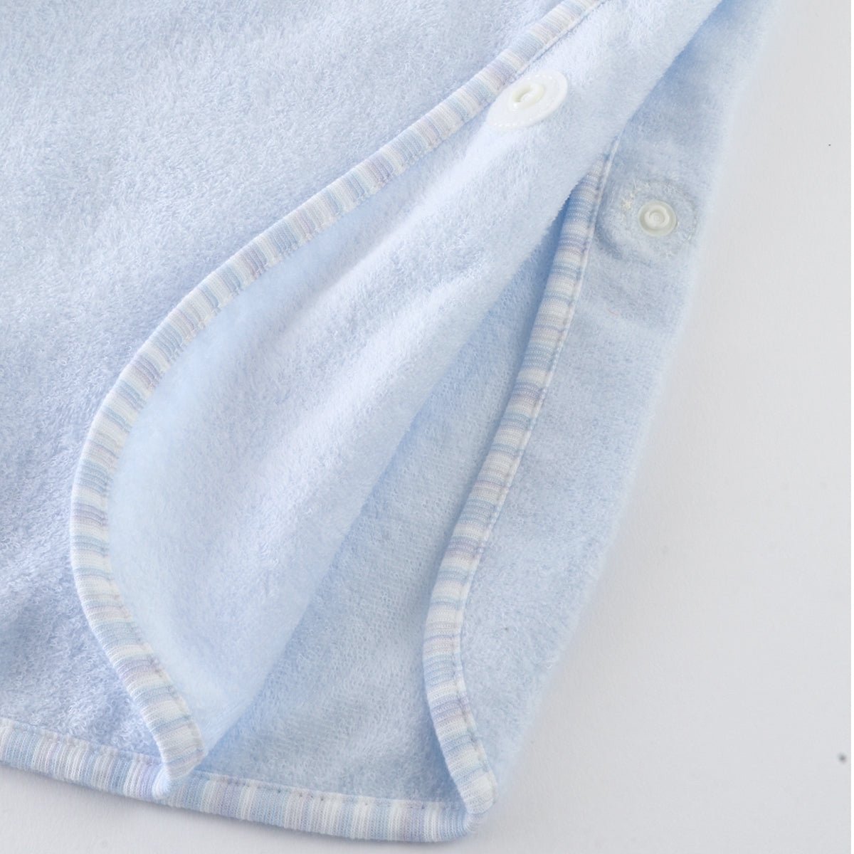 Airy Touch fluffy baby sleeper in Blue