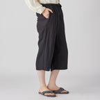 Marshmallow Gauze cropped pants in Black