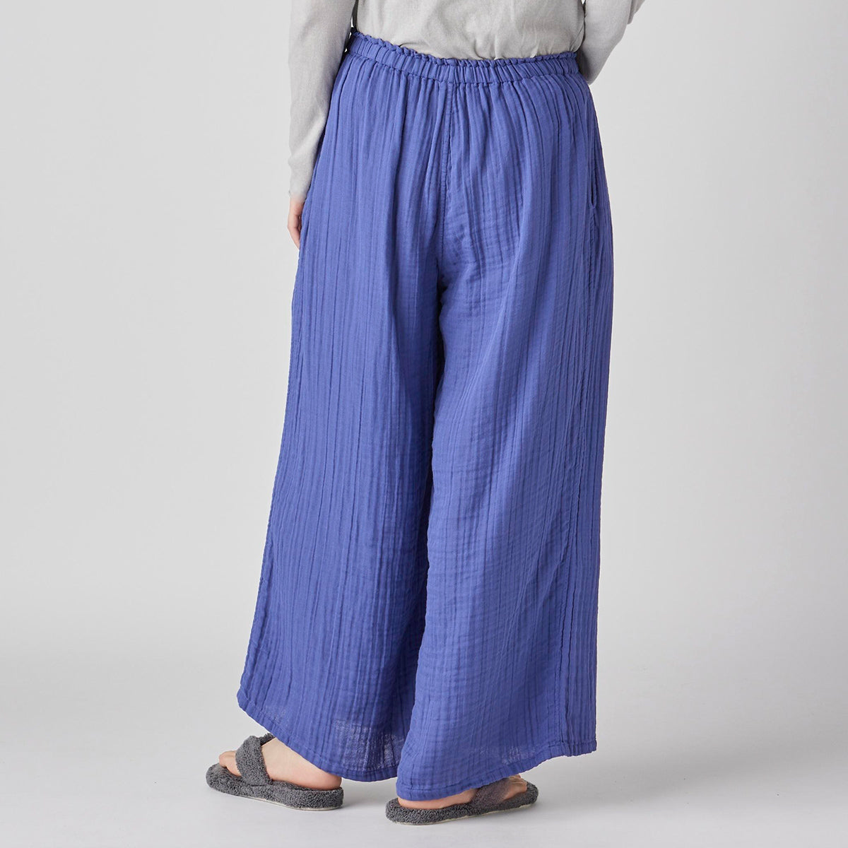Crepe Gauze wide pants in Blue