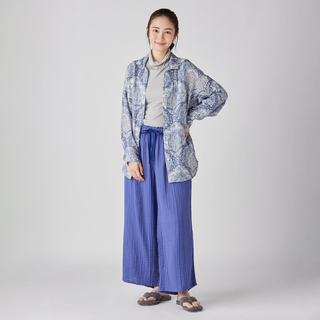 Crepe Gauze wide pants in Blue
