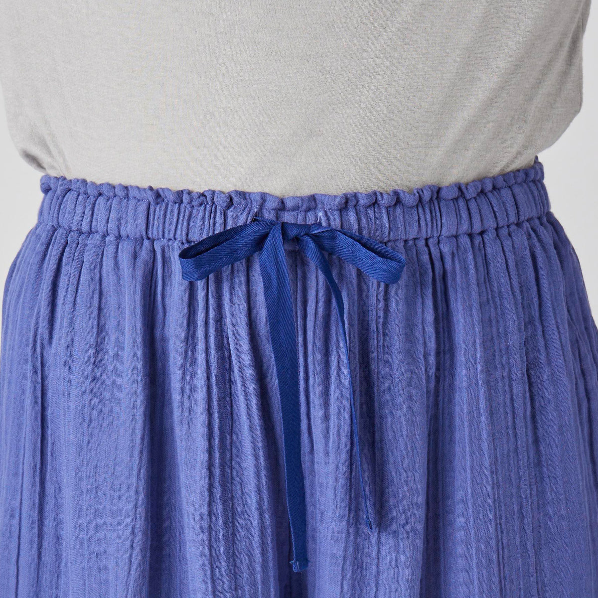 Crepe Gauze wide pants in Blue