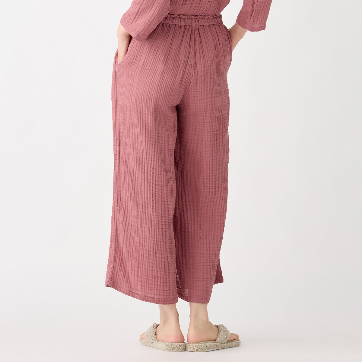 Crepe Gauze wide pants in Pink