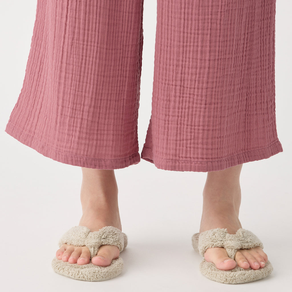 Crepe Gauze wide pants in Pink