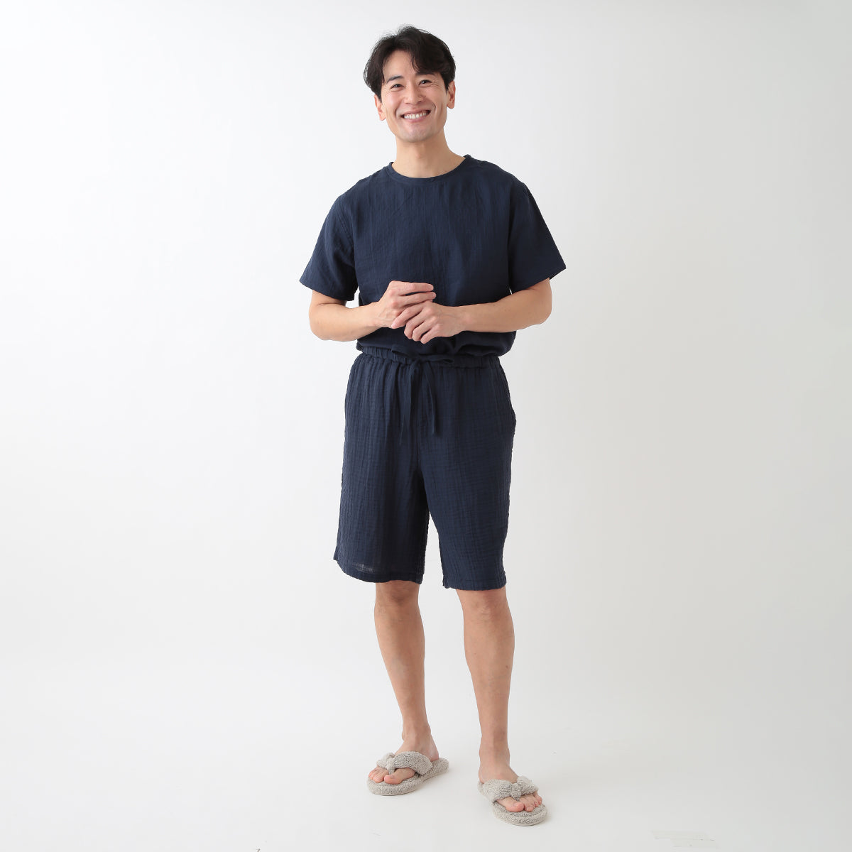 Crepe Gauze half pants in Dark Blue