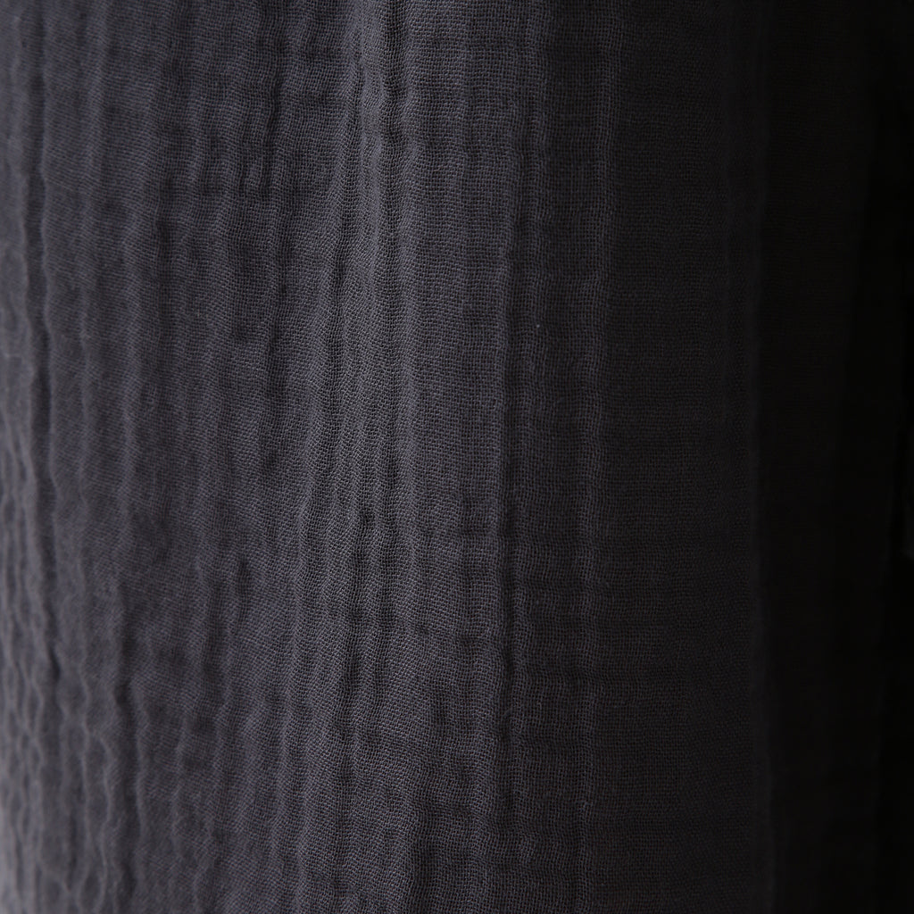 Crepe Gauze half pants in Dark Grey