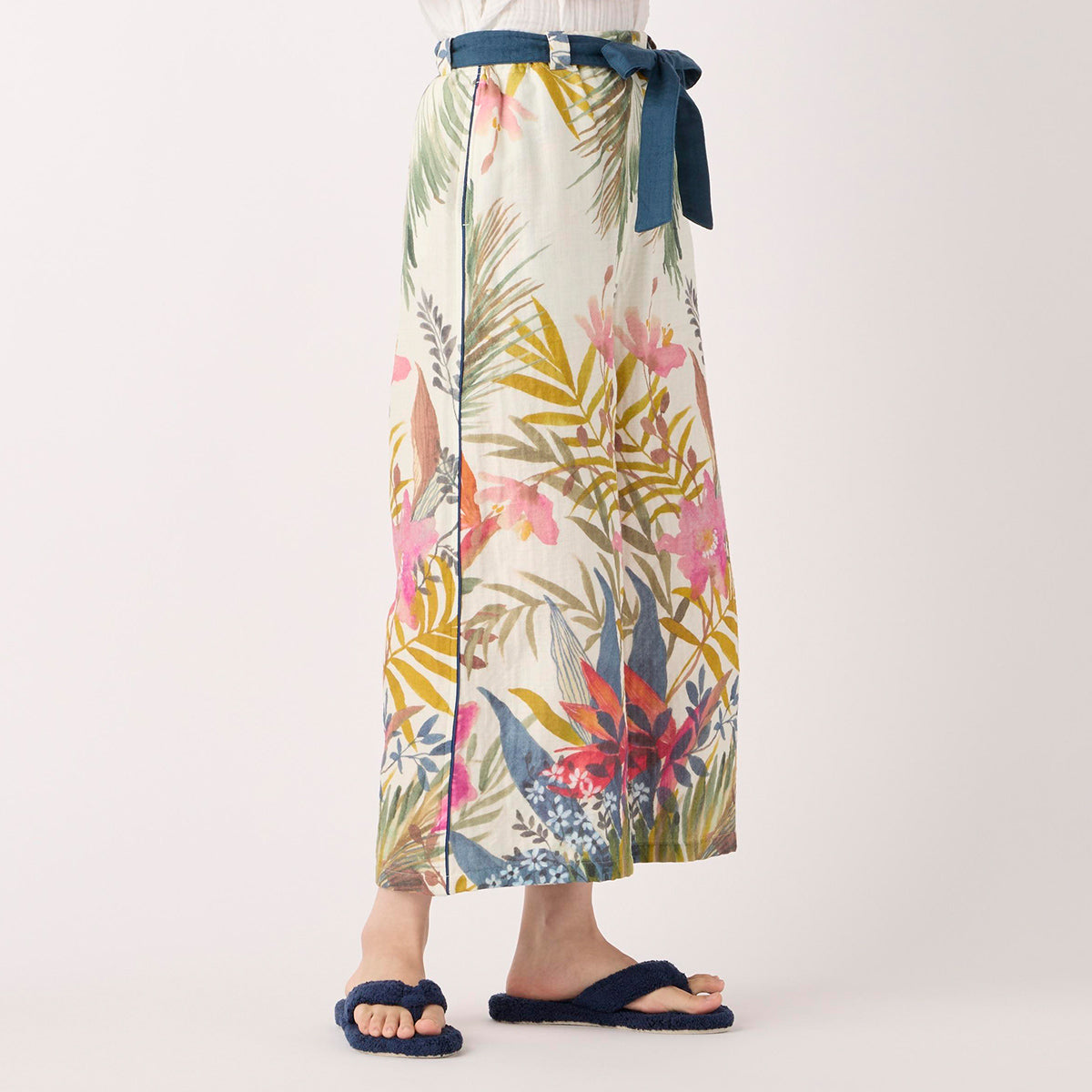 Marshmallow Gauze pants in Ivory