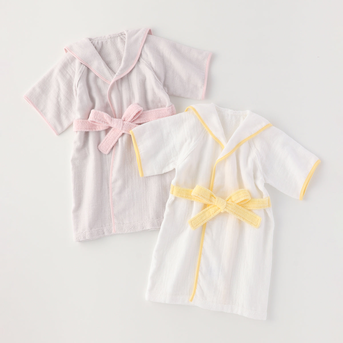 Marshmallow Gauze & Pile baby robe in Light Grey