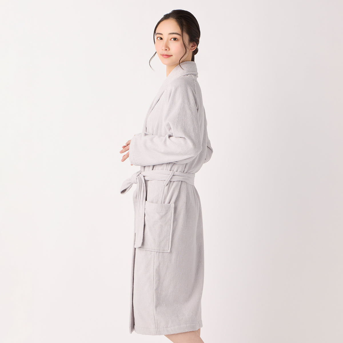Lightweight Yarn bath robe in Grey