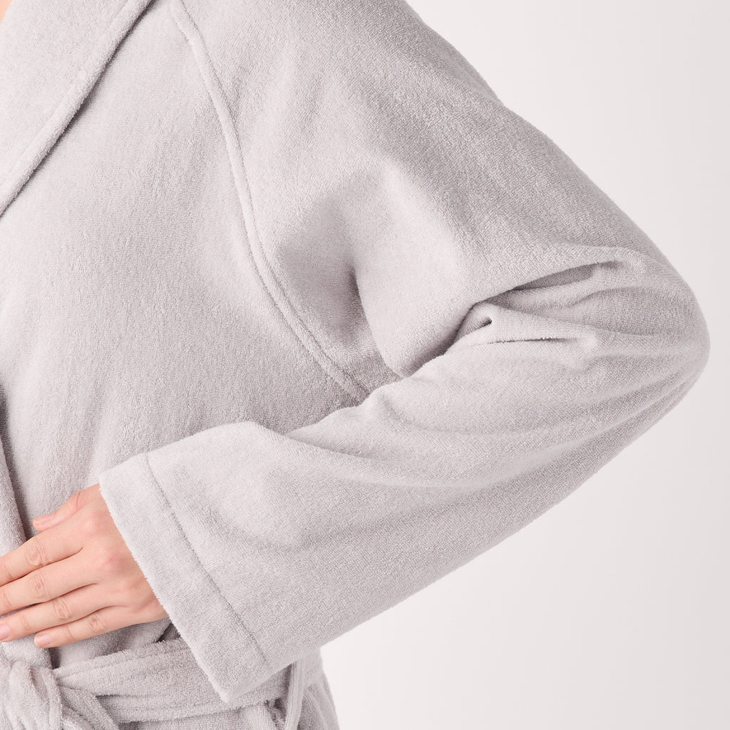 Lightweight Yarn bath robe in Grey