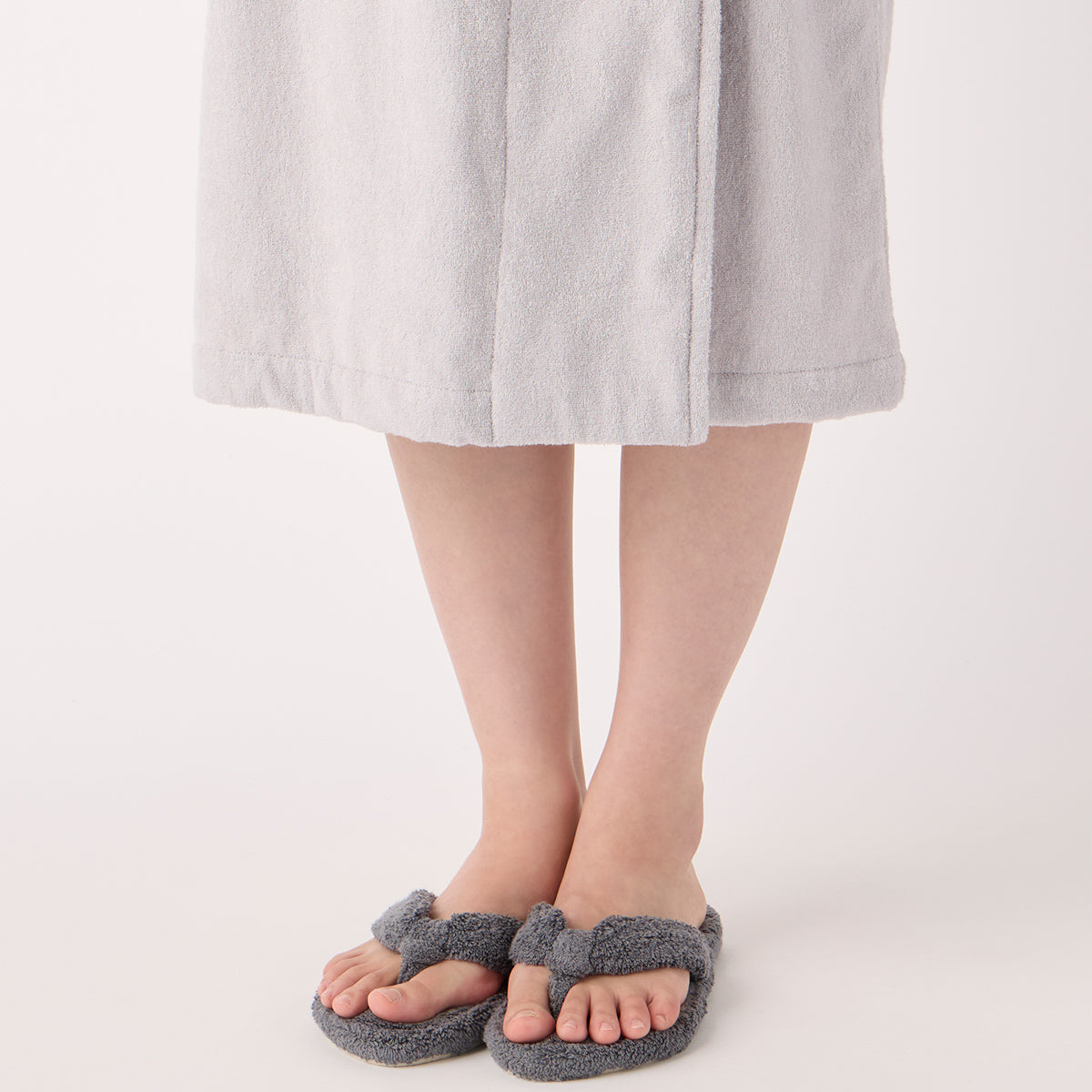 Lightweight Yarn bath robe in Grey