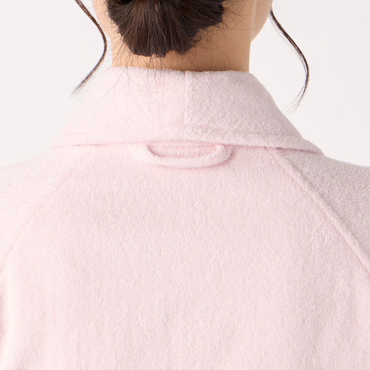 Lightweight Yarn bath robe in Pink