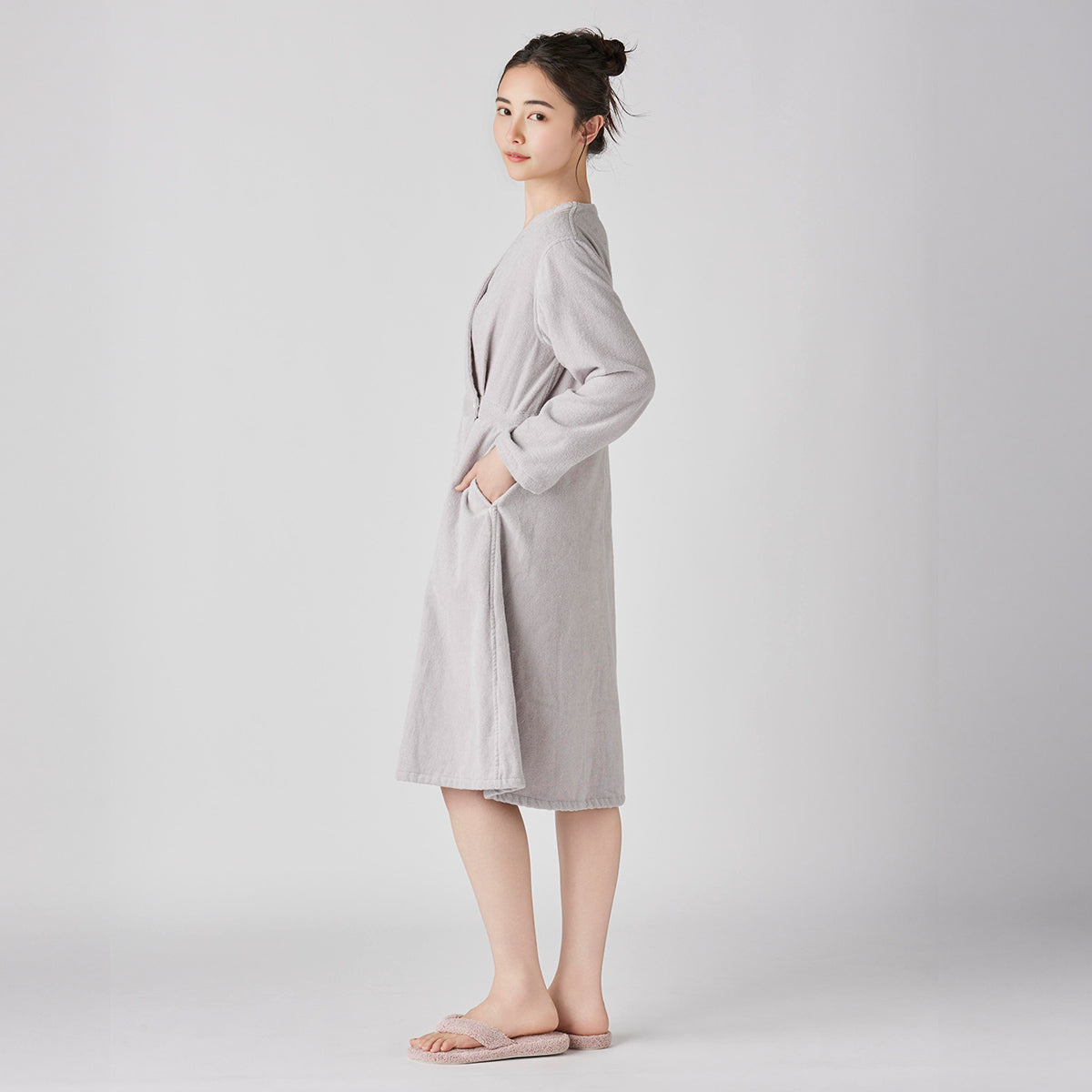 Airy Touch bath robe in Grey