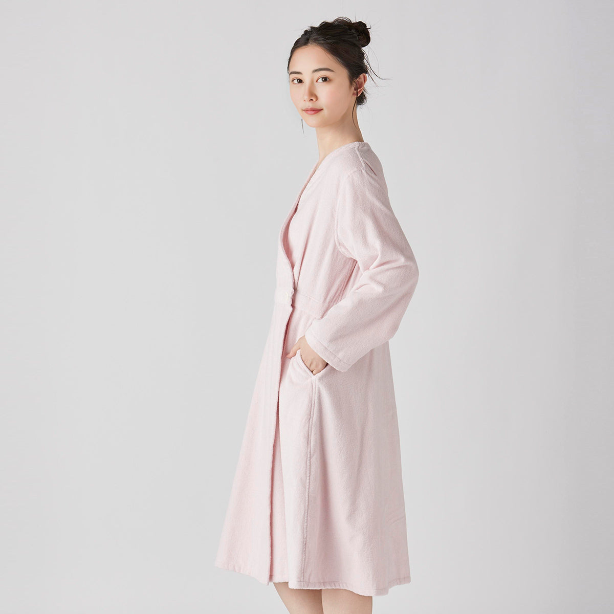 Airy Touch bath robe in Pink
