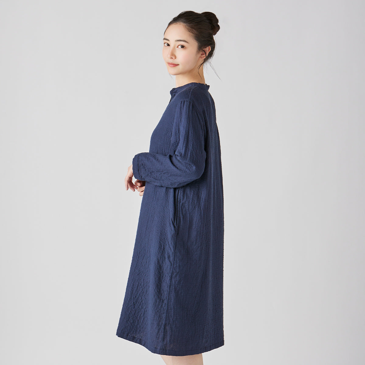 Marshmallow Gauze dress in Navy