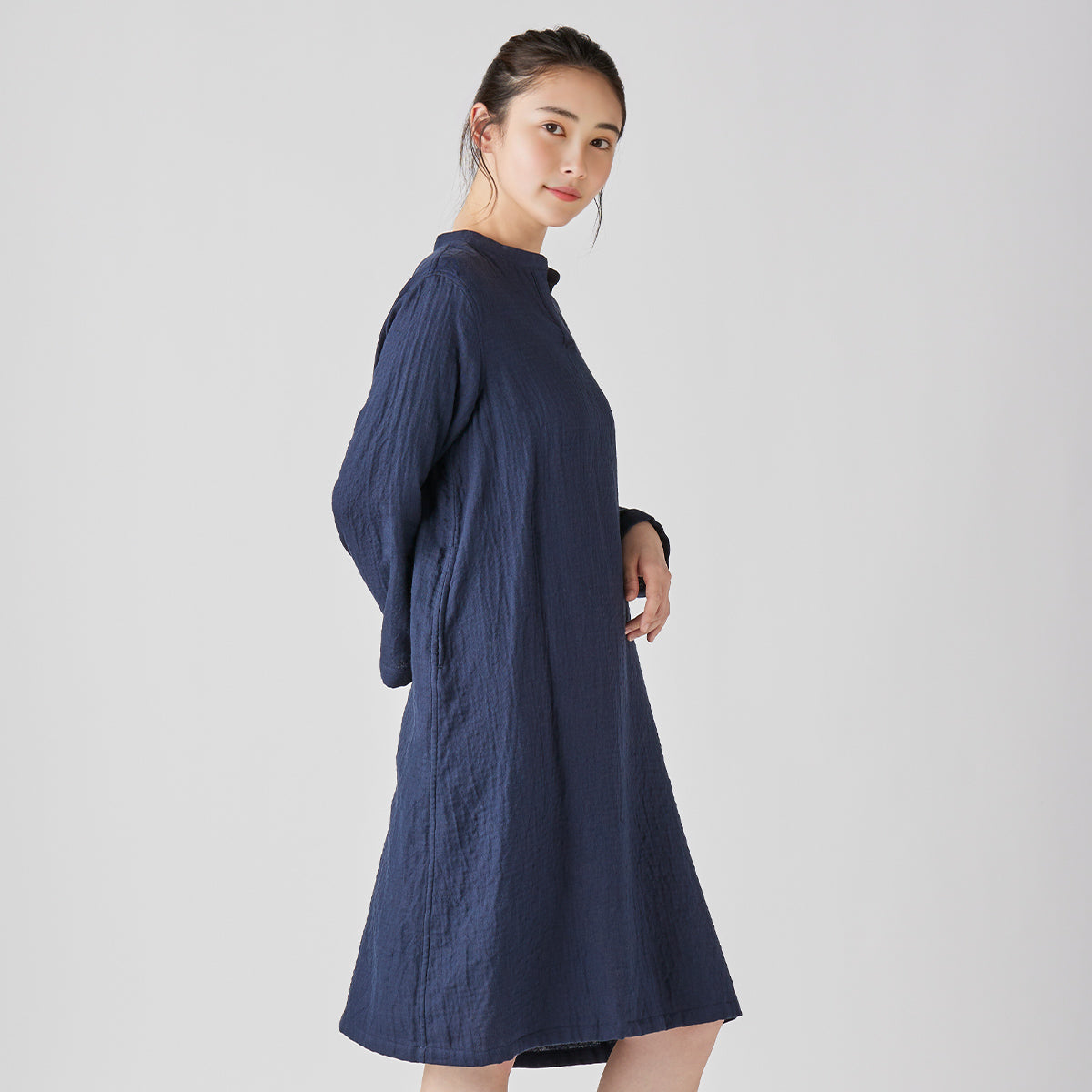 Marshmallow Gauze dress in Navy