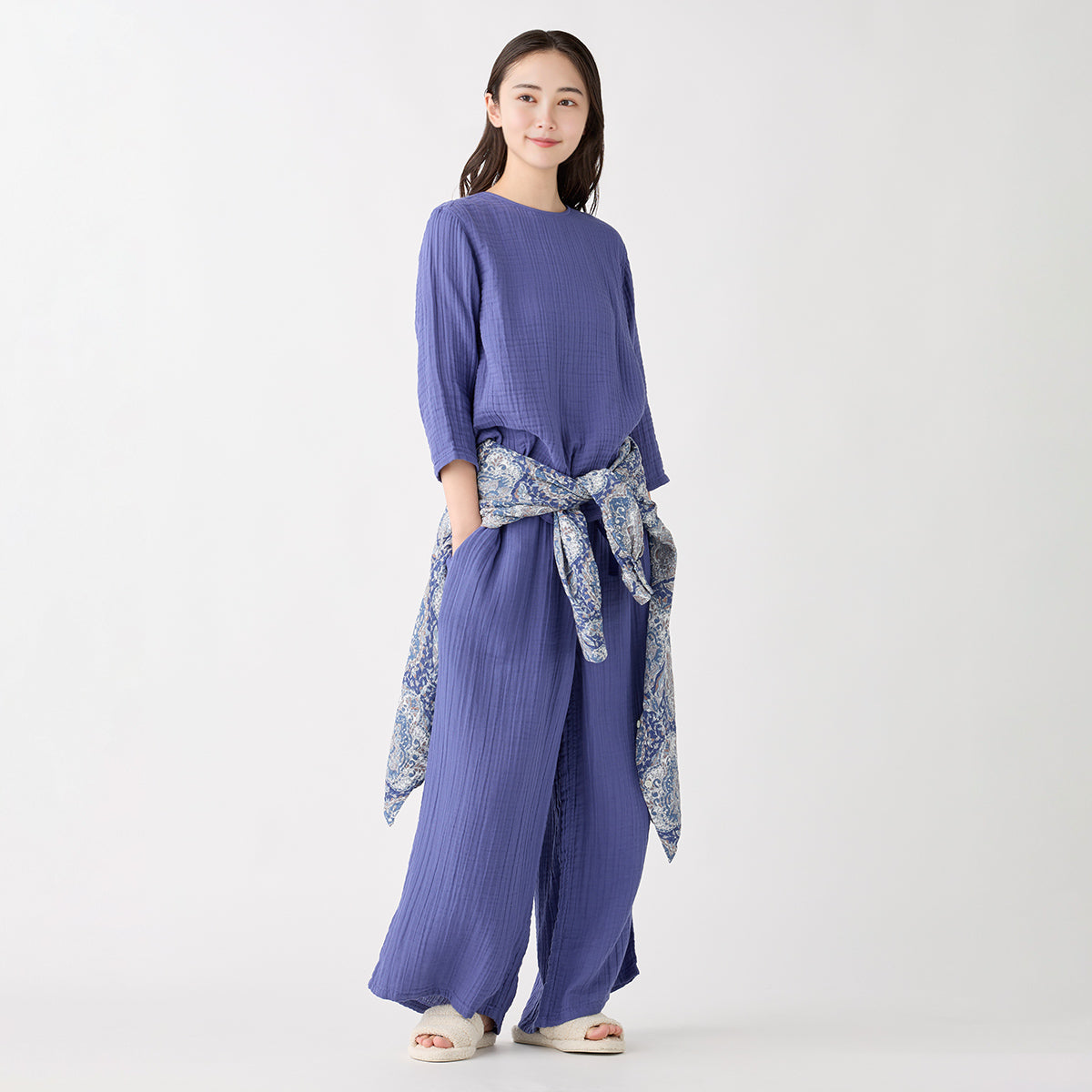 Crepe Gauze pullover in Blue