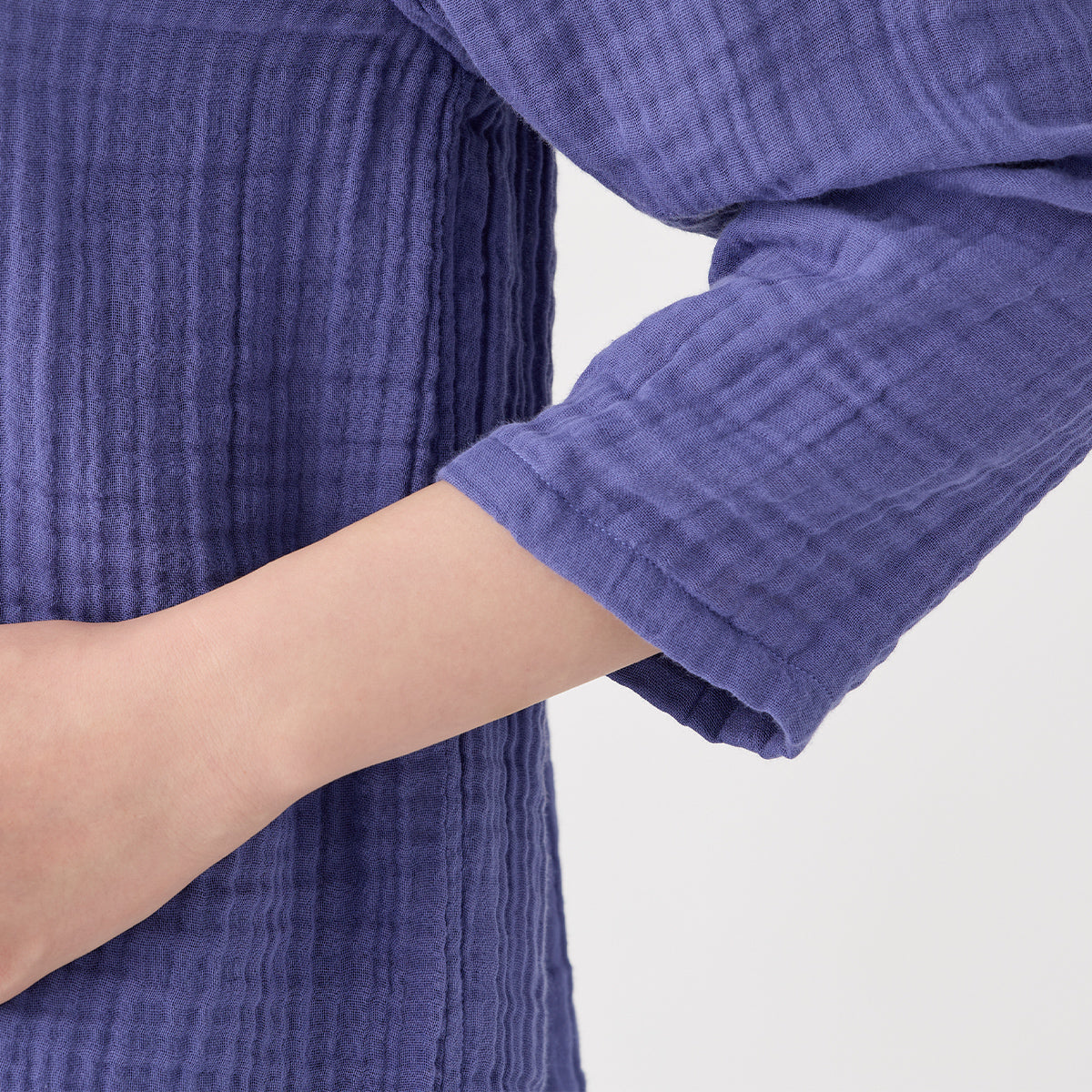 Crepe Gauze pullover in Blue