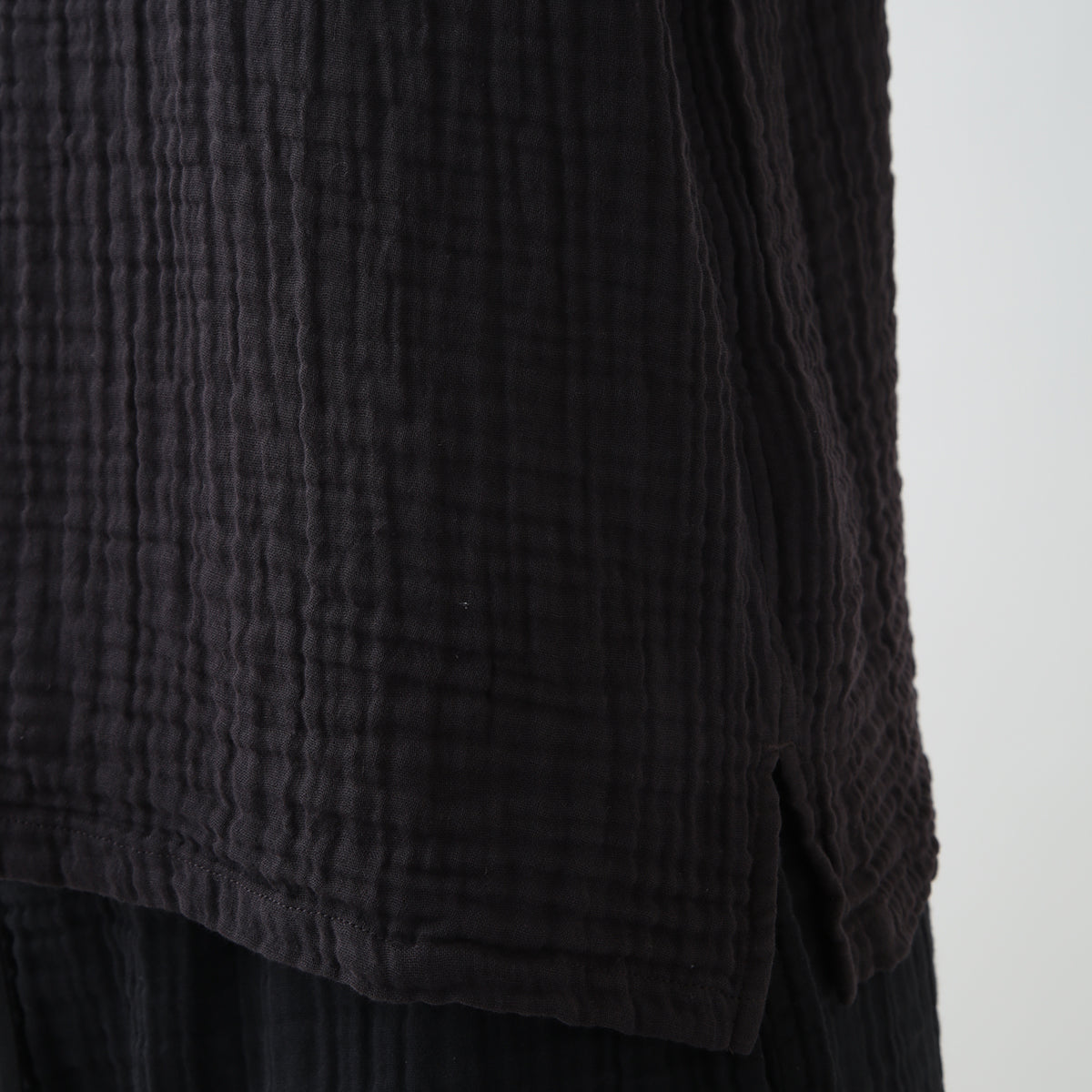 Crepe Gauze t-shirt in Black