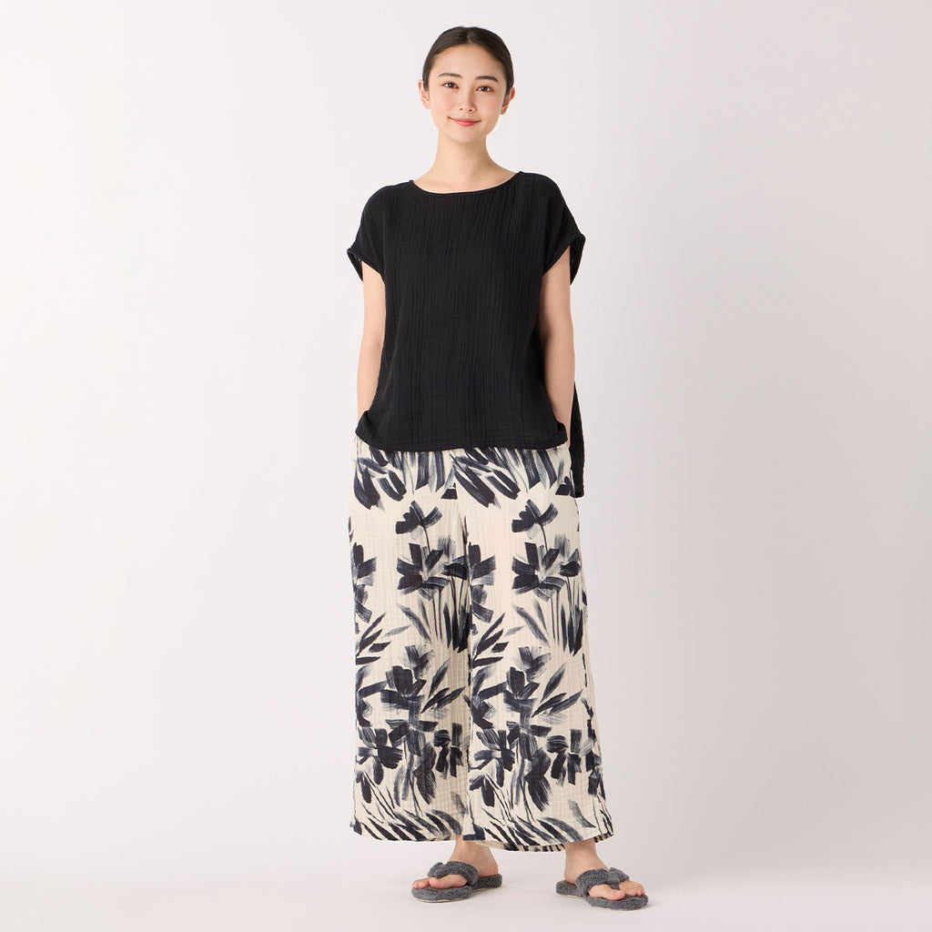 Crepe Gauze pullover in Black