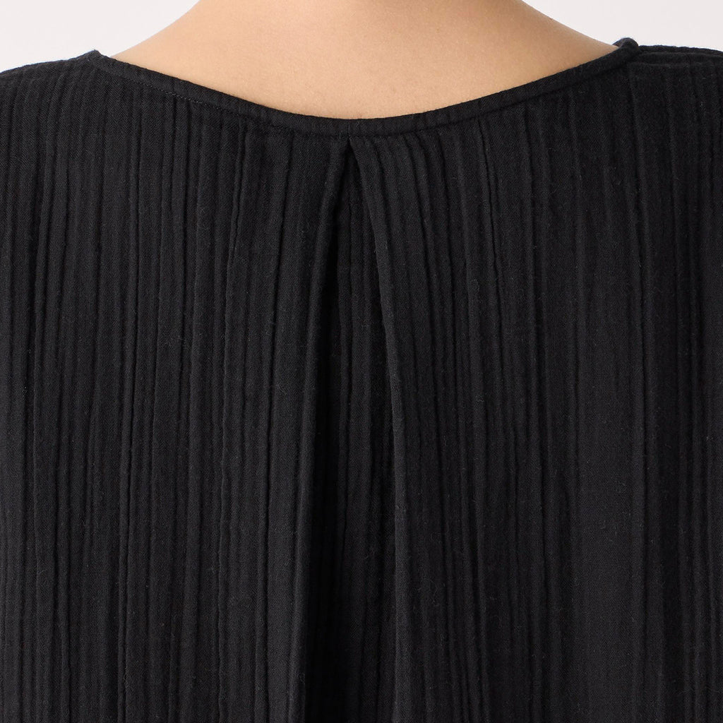 Crepe Gauze pullover in Black