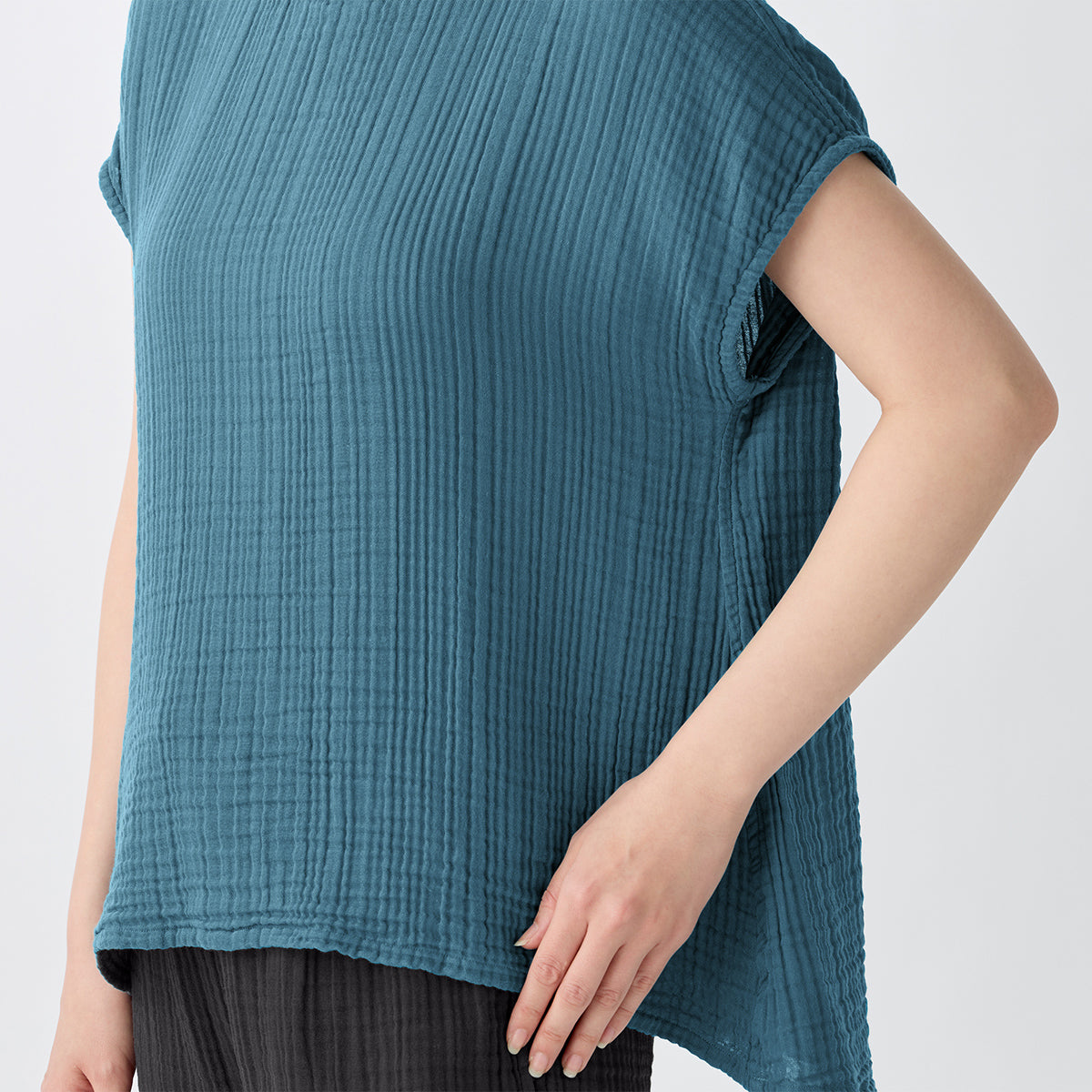 Crepe Gauze pullover in Dark Blue