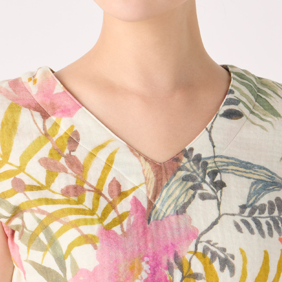 Marshmallow Gauze pullover in Ivory