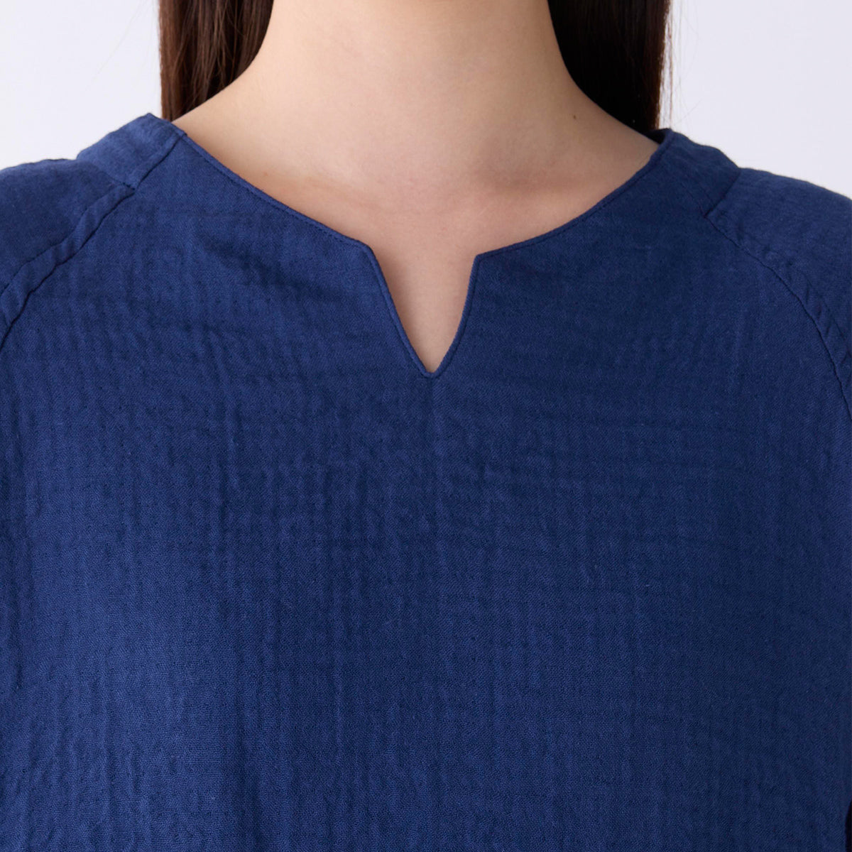 Marshmallow Gauze t-shirt in Dark Blue