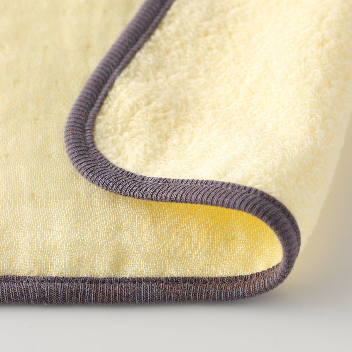 Marshmallow Gauze & Pile guest towel with loop in Yellow