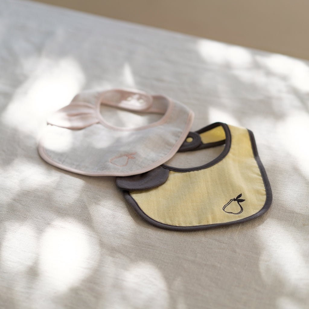 Marshmallow Gauze & Pile bib in Yellow