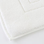 Merveille towel mat in White