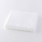 Shiho bath towel in White