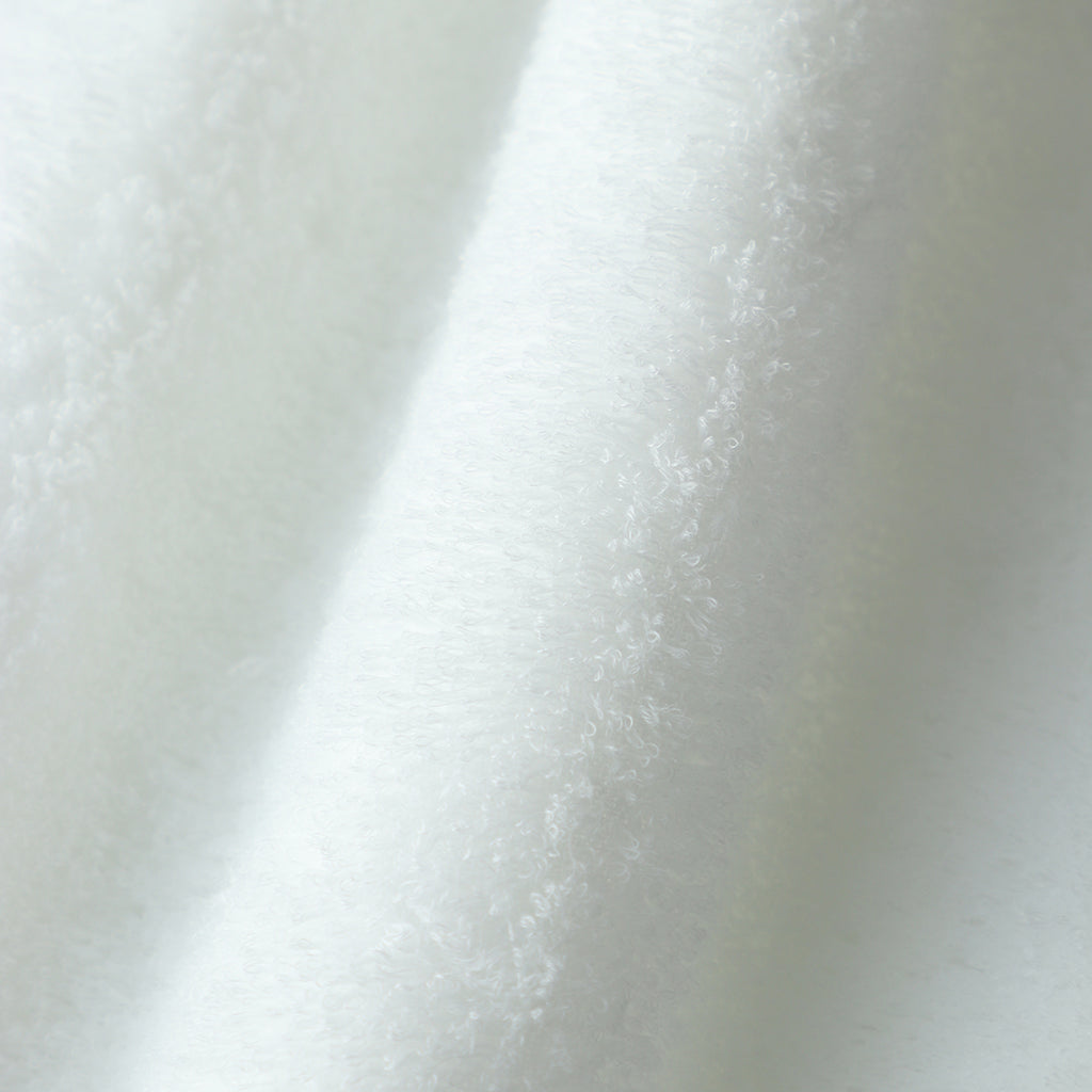 Shiho bath towel in White